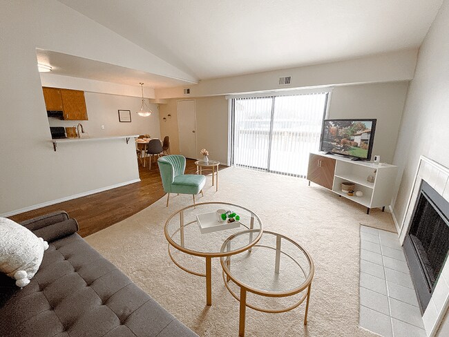 Welcome To Old Farm Shores Apartments