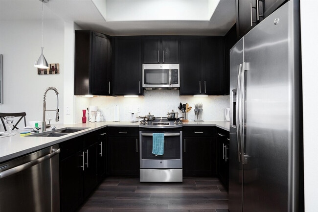 800 Sorella Ct unit ID1359168P, Houston, TX 77024 - photo 4