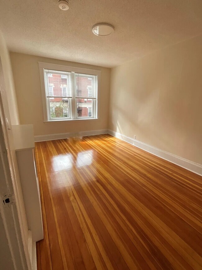 9 Barrows St unit 3, Allston, MA 02134 - photo 6