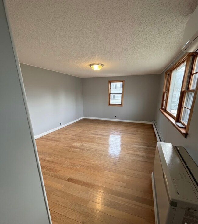 194 Water St unit 1, Waterville, ME 04901 - photo 4