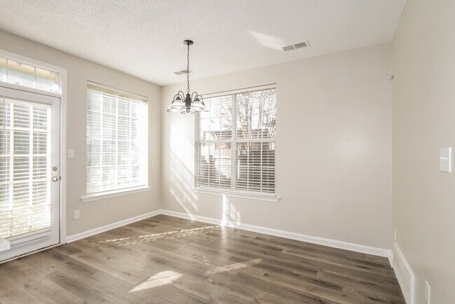 4623 Tulip Bend Dr, Memphis, TN 38135 - photo 7