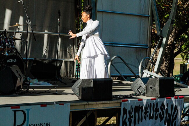 Live dance performers made the Born Outside Festival entertaining.