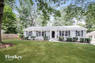 2822 Rutherford Dr, Greensboro, NC 27408