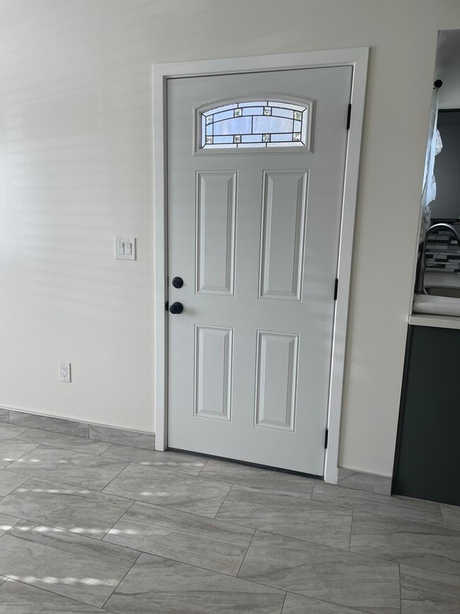 600 W Palmer St unit 602, Compton, CA 90220 - photo 5