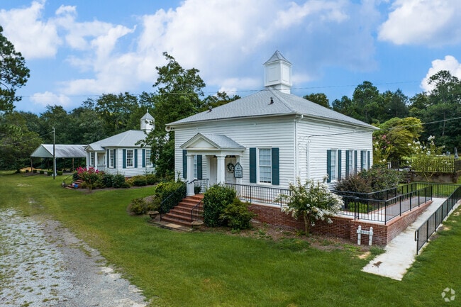 Bath Presbyterian Church was built in 1784 and is in the National Register of Historic Places.