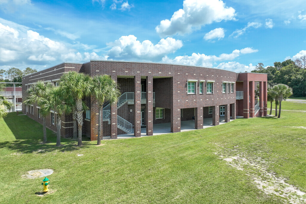 Markham Woods Middle School In Sanford Was Built In 1979.