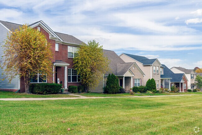 Well-maintained yards and sidewalks create pleasent walking paths in Boone Creek East.