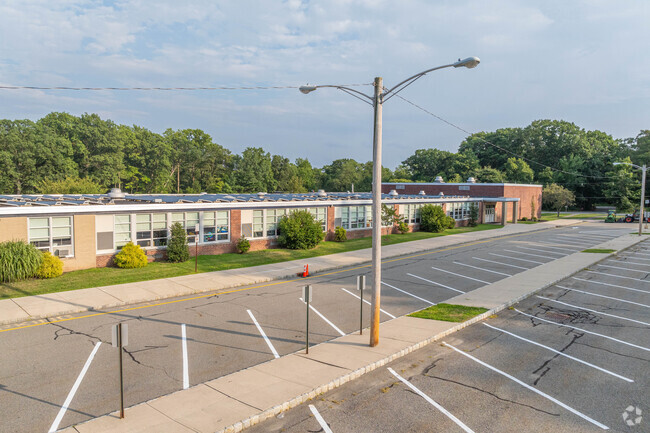 Ironia Elementary School has just under 500 students.