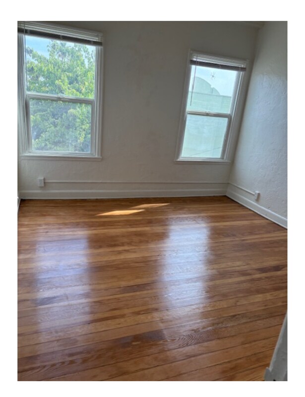 1523 N Mccadden Place, Los Angeles, CA 90028 - photo 2