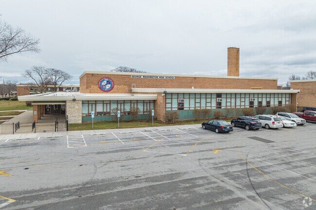 George Washington High School is located at 3535 E 114th St., Chicago, IL.