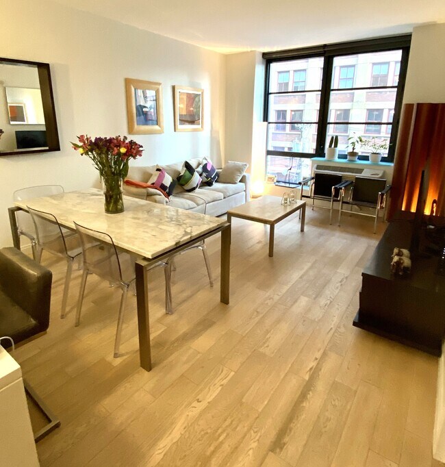 160 1st St Unit 406, Jersey City, NJ 07302