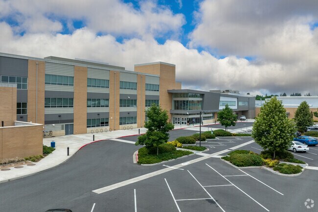 Gresham High School on N Main Ave in Gresham serves grades 9 - 12.