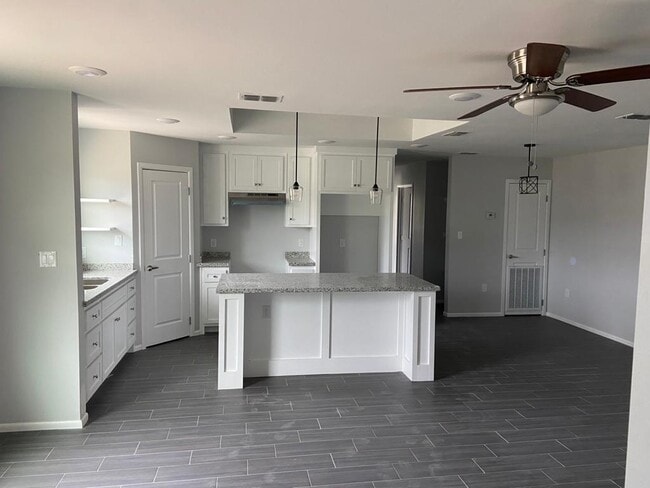 1405 Glasscock Ave, Harlingen, TX 78550 - photo 3