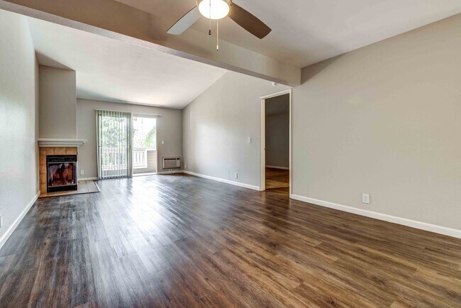 Terra House Apartments, San Jose, CA 95136 - photo 7