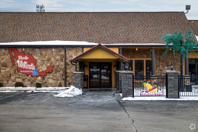 Grab a bite to eat from Puerto Vallarta in Western.