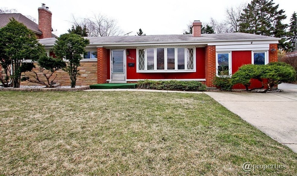 8049 W Eastwood Ave, Norridge, IL 60706 - photo 1