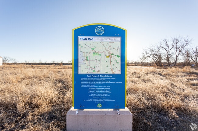 The High Line Canal Trail continues for miles all over Aurora Colorado.