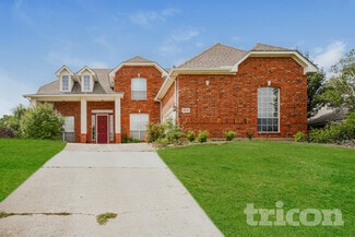 2622 Westwind Dr, Corinth, TX 76210