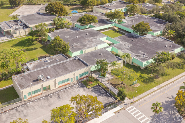 Whispering Pines Elementary in Miami, FL has a student teacher ratio of 16 to 1.