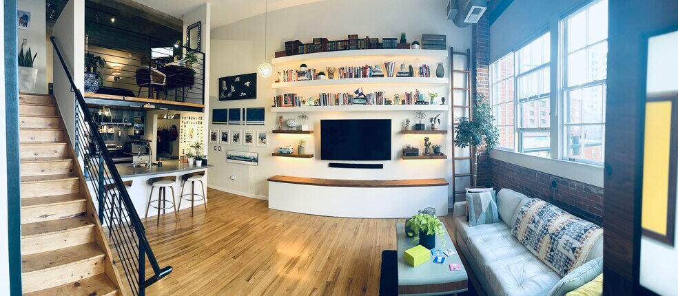 1090 Cherokee St unit 201, Denver, CO 80204 - photo 1