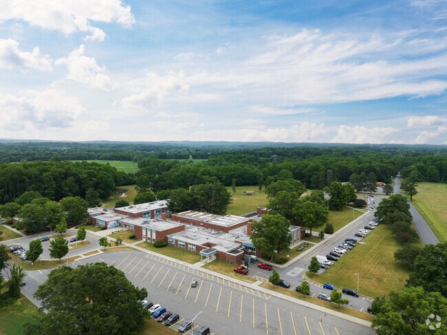 A full view of the whole campus of Mill Road Primary School.