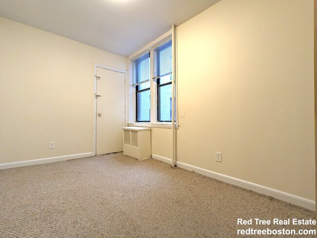 1137 Commonwealth Ave unit 7, Allston, MA 02134 - photo 7