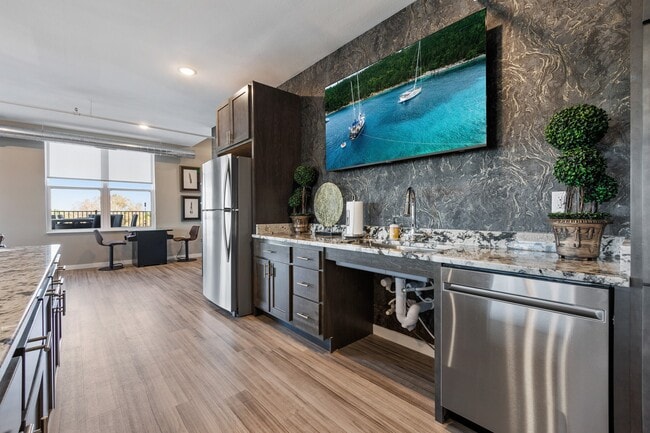 The Yellowstone, Casper, WY 82601 - photo 5