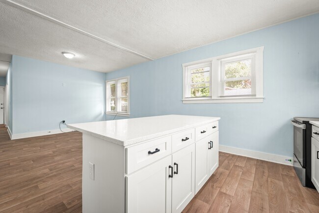 48 Kirk Rd, Jacksonville, FL 32218 - photo 5