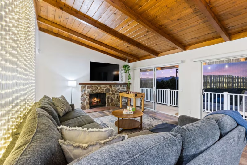 321 W Kalmia St, Fallbrook, CA 92028 - photo 1