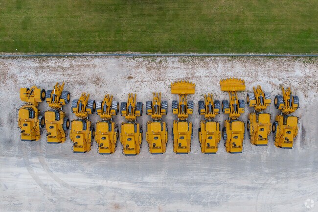 MANA’s proximity to Caterpillar makes it an ideal neighborhood for workers.