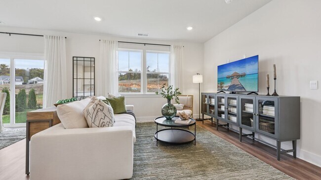 113 Trellis View Ln, Winchester, VA 22602 - photo 4