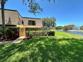2903 SW 22nd Cir, Delray Beach, FL 33445