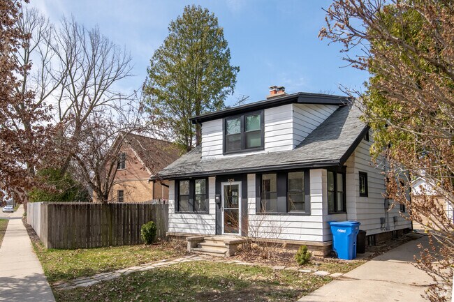 Cape Cod-Style Home off Sherman Avenue in the Sherman Terrace Neighborhood.