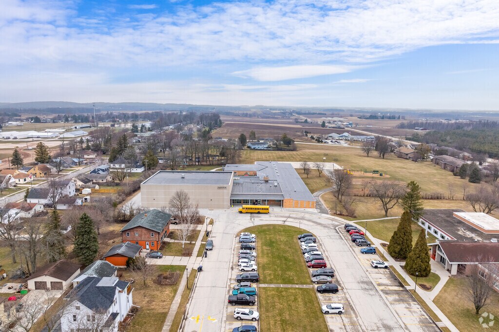 Fairview Elementary school in Plymouth