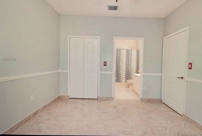 17800 NW 73rd Ave unit Shoma Homes CC of Mi, Hialeah, FL 33015 - photo 6