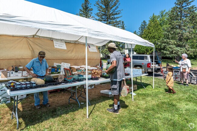 Fairmount has a local farm stand open to customers in the summer.