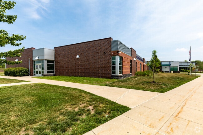 Piper Prairie Elementary School provides quality education to its students.