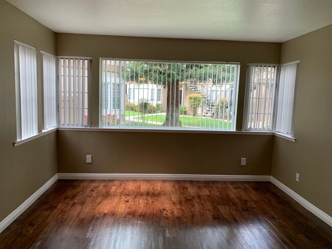 Foxwood Apartment Homes, Fresno, CA 93710 - photo 7