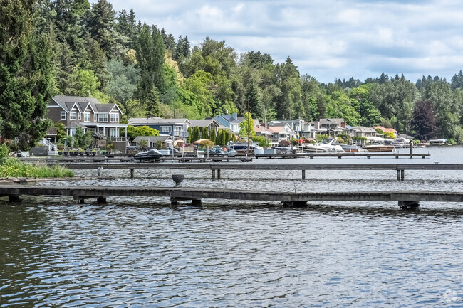 Horizon View offers lake views, forested and secluded properties. All just 30 minutes north of Seattle.