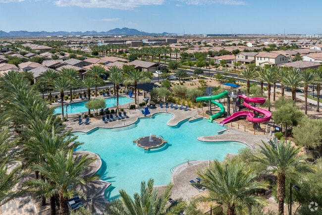 Neighborhood Amenities - Water Park