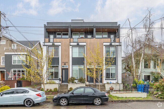 It's common to find newly constructed homes popping up in Ballard such as these townhomes.
