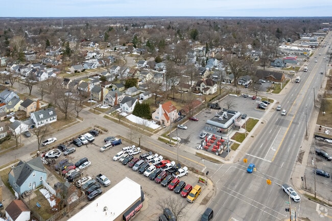 Clifford Park has a collection of well-maintained home on tree-lined streets.