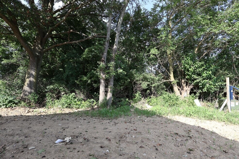 2209 Aerotrain Ct N, Plain City, OH 43064 - photo 1