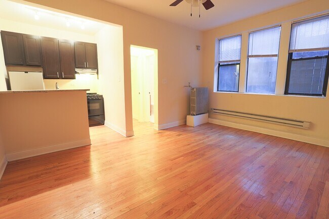 4614 N Paulina St unit A09C, Chicago, IL 60640 - photo 2