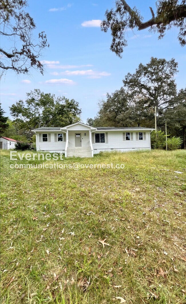 11800 Dolly Pond Rd, Birchwood, TN 37308