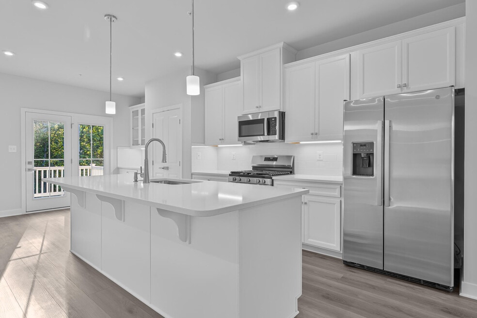 9307 Klamath Ct, Frederick, MD 21701 - photo 1