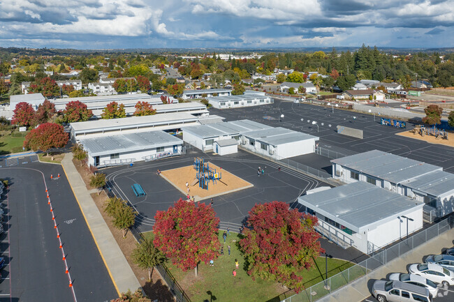 Your kids will enjoy learning in the inspiring atmosphere of Rocklin Elementary School.