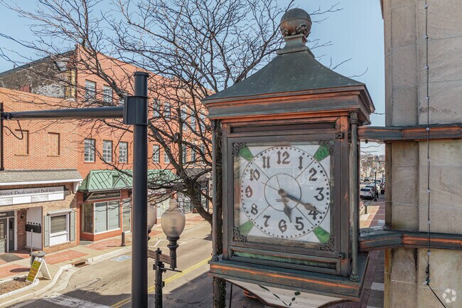 Salem, Ohio, was founded in 1806, by a Clockmaker from New Jersey and a Pennsylvania Potter.