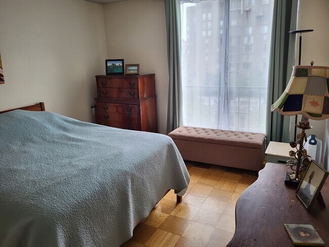 The Brook House unit 812, Brookline, MA 02445 - photo 4