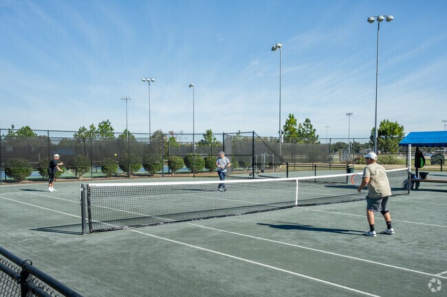 Windsor Forest locals can enjoy tennis and pickleball at the various parks in the area.